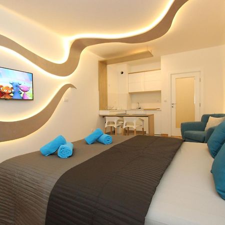 Riviera New Belgrade Apartment, Parking 5 Eur Per Day エクステリア 写真