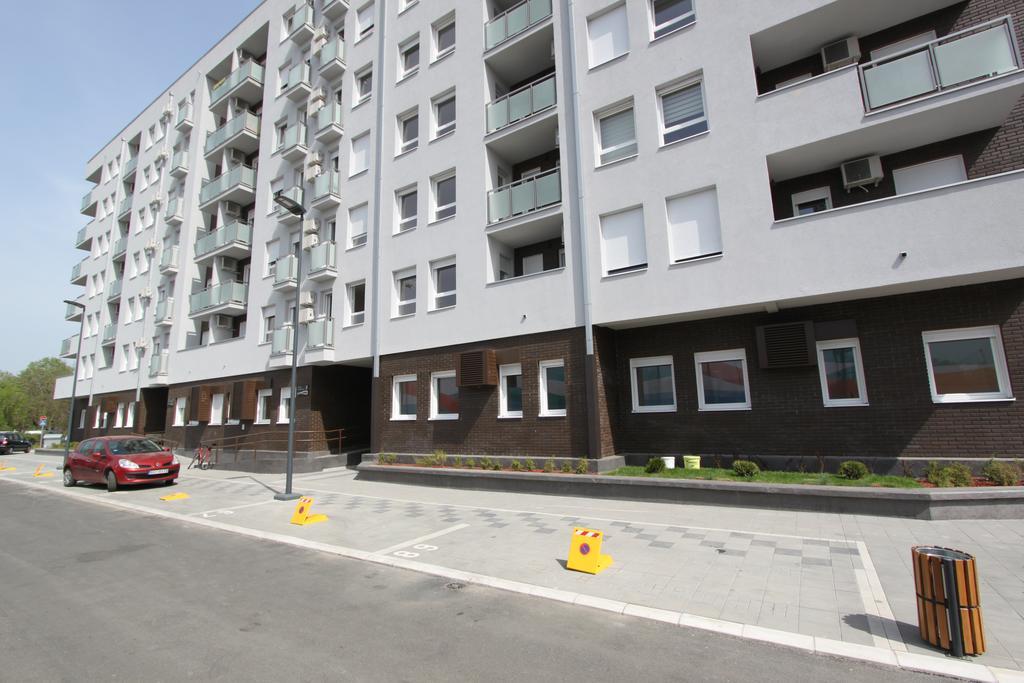 Riviera New Belgrade Apartment, Parking 5 Eur Per Day エクステリア 写真