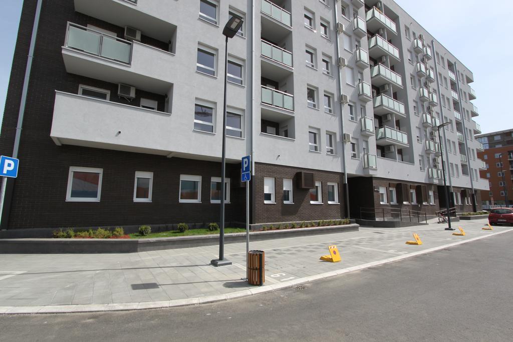 Riviera New Belgrade Apartment, Parking 5 Eur Per Day エクステリア 写真
